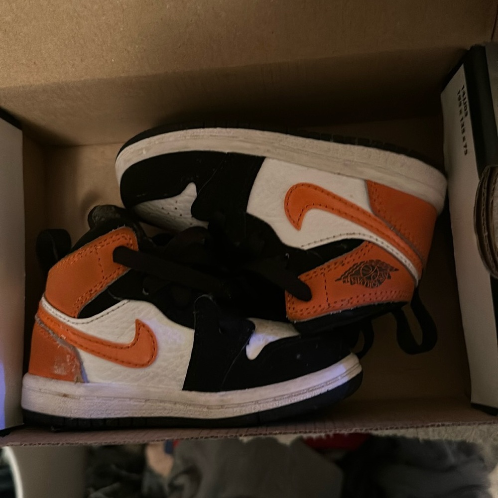 6c kids Jordan’s